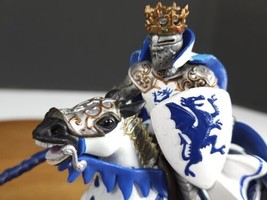 Papo 2004 #39387 #39389 White Blue Dragon King Knight Lancer With Horse Pvc Set - £16.02 GBP