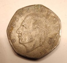 1978 Mexico Diez 10 Pesos Miguel Hildalgo National Emblem Coin - $3.50