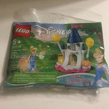 New Disney Cinderella Mini Castle Lego Set Polybag - $16.10