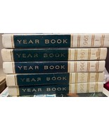 Vintage World Book Year Books 1965  1966 1967  1968 1968 - $950.34 MXN