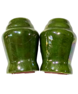 Vintage Green Carnival Glass Salt And Pepper Shaker Set - $380.59 MXN