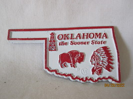 vintage Souvenir / Travel Refrigerator Magnet: 1.5&quot;x3&quot; Oklahoma State Shaped  - £4.72 GBP