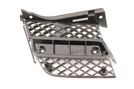 New Genuine OEM Mitsubishi Outlander LH Grille Front 2003 2004 White MN1... - £46.93 GBP