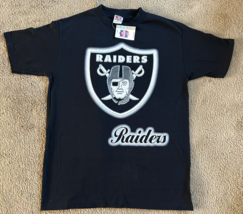 New Vintage Oakland Raiders NFL Football Black T-shirt Size M DeadStock - $37.39