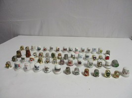 55 Vintage Ceramic Metal Wood Assorted Thimble lot collectibles - £35.19 GBP