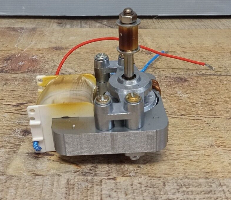 USED - FAN MOTR YJ61B2 for BELLA 2 Qt Air Fryer - Model ZH-9502, Item 17160 - $9.97