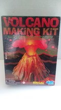 Volcano Making Kit (Kids Labs Fun Science Products) 4M  - £35.96 GBP