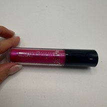 Amuse Metallic Liquid Long Lasting Lipstick - 2093-4 (Metallic Hot Pink) - $167.76 MXN
