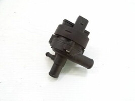 14 Mercedes W218 CLS550 water pump, auxiliary, 2118350028 - $28.04
