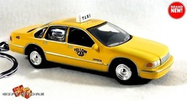  RARE KEYCHAIN YELLOW TAXI CAB CHEVY CAPRICE NEW YORK SOUVENIR GREAT GIFT  - $34.98