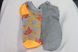 Ladies 2 pr. Low-Cut Socks (new) SUMMER FUN - GRAY &amp; MULTICOLOR - £7.45 GBP