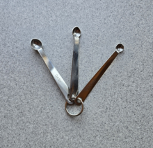 Vintage Nesting Metal Measuring Spoons Smidgen Pinch Dash Set of 3 - $246.21 MXN