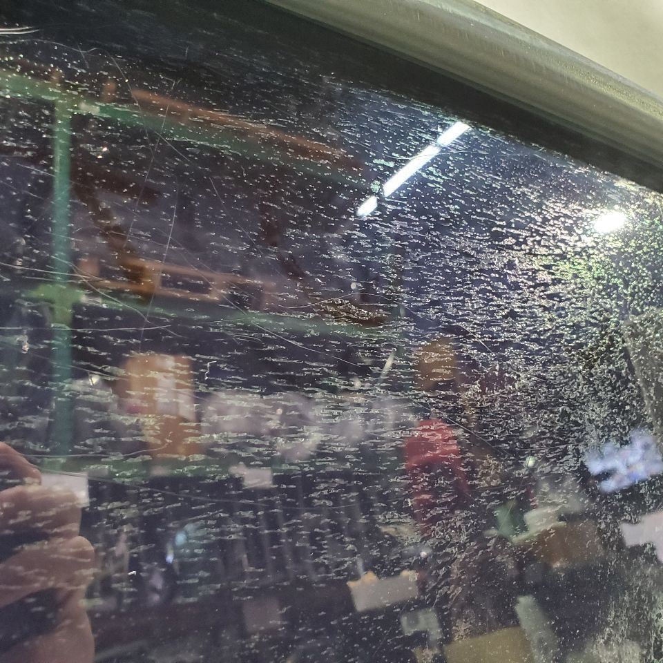 1987 1988 Land Rover Range Rover OEM Driver Left Quarter Glass Item image 8