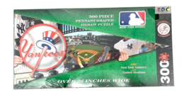 New York Yankees MLB Baseball TDC 300 Piece Pennant Shaped Jigsaw Puzzle - £22.58 GBP