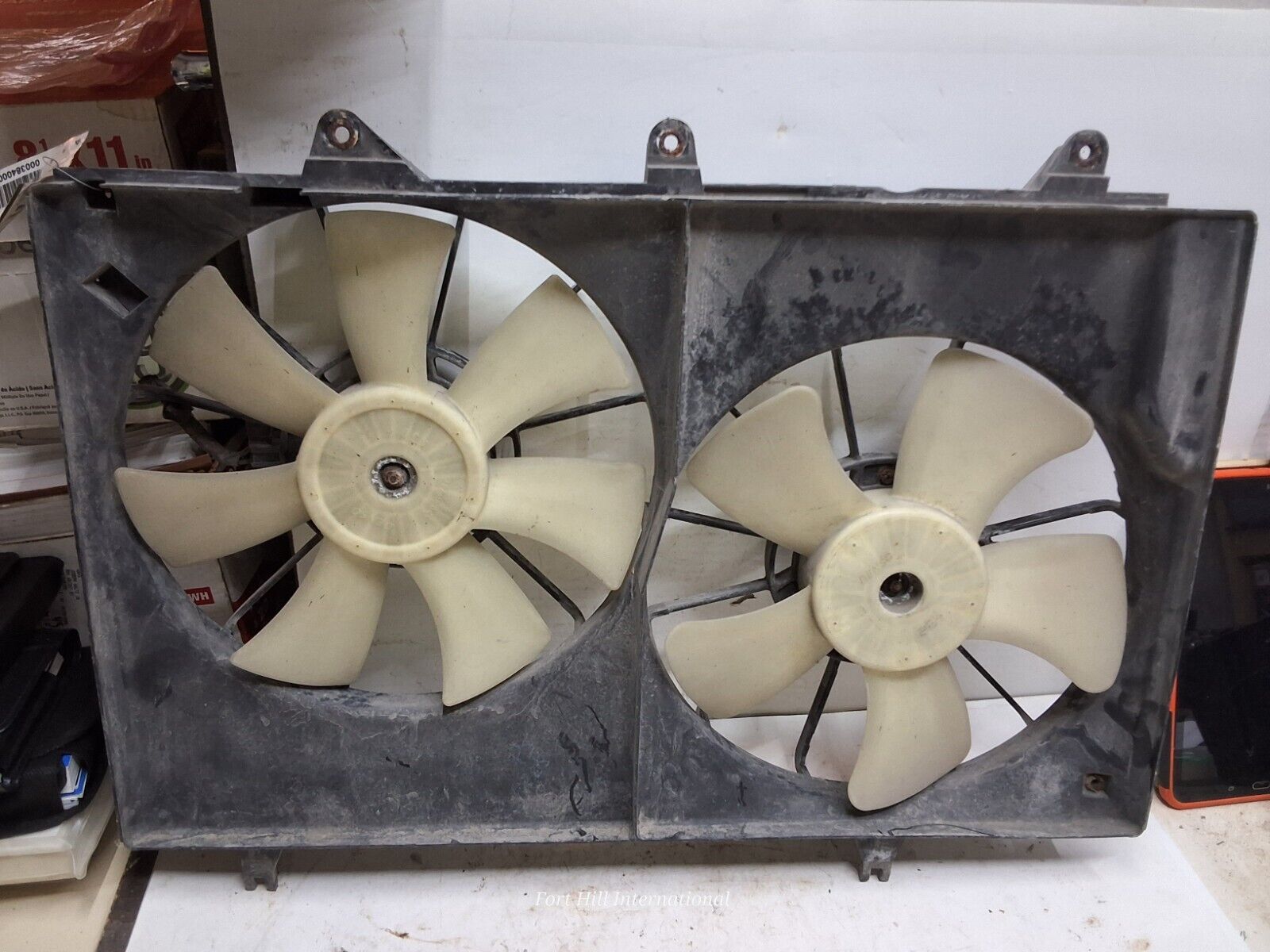 05 06 07 08 09 10 Scion TC dual cooling fan assembly OEM 122750-6224 - $98.99