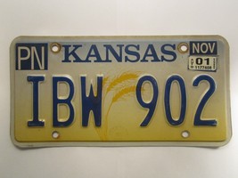 LICENSE PLATE Car Tag 1994 2001 KANSAS IBW 902 Wheat Stalk [Z266] - £5.63 GBP