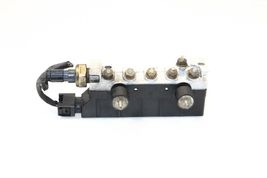 2000-2006 MERCEDES W220 S430 S500 AIR SUSPENSION COMPRESSOR VALVE BLOCK P1776 image 2