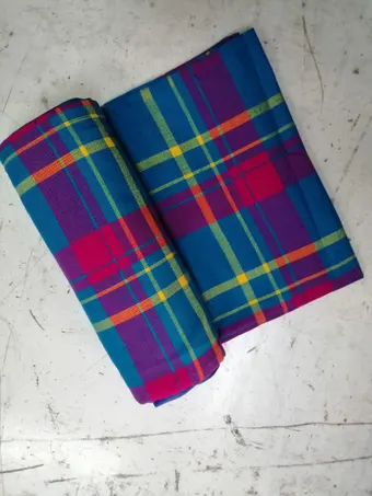Maasai Shuka“Authentic Maasai Shuka – Traditional African Blanket, - $1,209.61 MXN