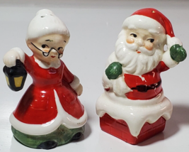 Low start Mr And Mrs Santa Claus Salt &amp; Pepper Shakers Made In Japan 3 1/2&quot; tall - £8.77 GBP