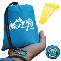 Voorlyn Outdoor Beach Blanket with a Pouch Carabiner Clip Blue and Gray - £15.40 GBP