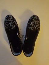 Zone Pro Girls / Womens Black White Flower Canvas Slip On Size 6 7 9 10 NWT - £11.06 GBP