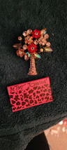 New Betsey Johnson Brooch Bouque Flowers Red Pink Rhinestones Pretty Decorate - £11.98 GBP