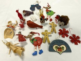 Assortment of Vintage Christmas Ornaments Lot of 20 - £15.41 GBP