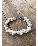 Unisex tribal bear bones beads bracelet/Bracelet unisex fait a partir d.... - $40.00