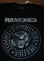 Vintage Style The Ramones Classic Band T-Shirt Mens Medium New w/ Tag - £15.48 GBP