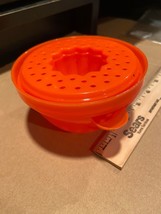 Sunkist Orange Fruit Plastic Juicer. *Nice Condition* t1 - $11.99