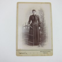 Cabinet Card Photograph Young Woman Fence Gate Heath Bradford Ohio Antiq... - £7.82 GBP