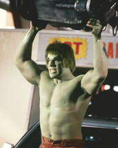 Lou Ferrigno in The Incredible Hulk angry and green barechested 11x14 Photo - £11.84 GBP