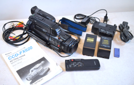 Sony Handycam 12X  CCD-FX620 Video Camera Recorder w/Accessories * READ - £21.67 GBP