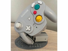 Nintendo GameCube WaveBird Controller Stand Wireless with Logo Holds Receiver - £11.15 GBP