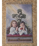 EASTER GREETINGS-Antique Praying Children Ivy Covered Cross White Flower... - $10.52