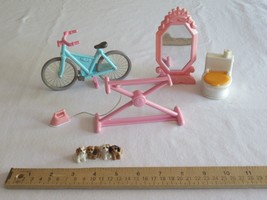 Fisher Price Loving Family Lot 1994 2005 Bicycle Toilet 4 Puppies Iron B... - $19.00