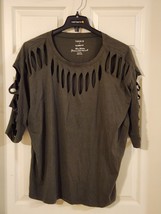 Torrid NWT Size 1/1X Cotton Jersey Crew Neck Cutout 3/4 Sleeve Tee - £23.70 GBP