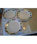 Corelle squared pattern plates - £14.87 GBP