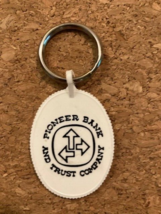 Vintage Pioneer Bank and Trust Company Return Postage Keychain Collectible - £9.39 GBP