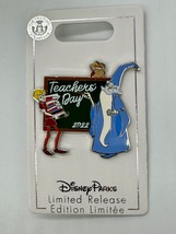 Disney Parks Teachers Day Pin The Sword in the Stone Merlin Wart 2022 LR... - $370.49 MXN