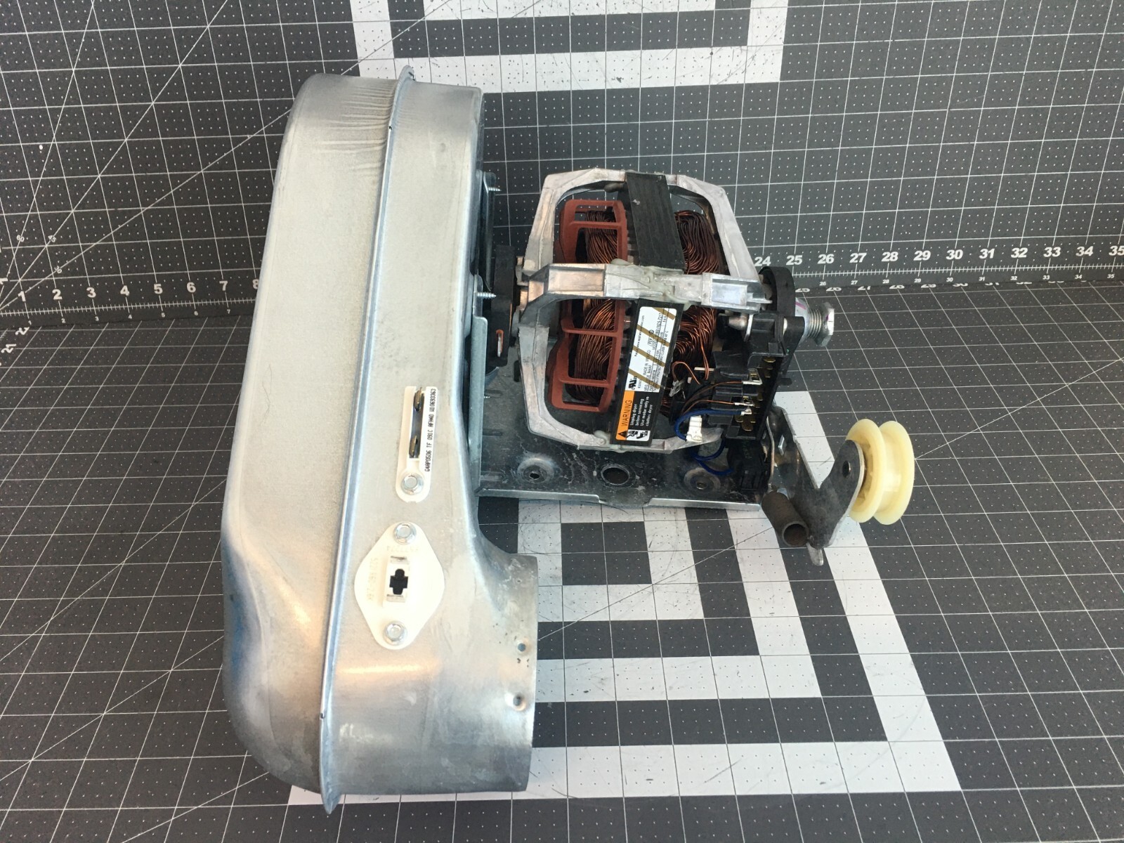 Whirlpool Maytag Dryer Motor Blower Assembly  P# W10806759  W11105178 - $64.55
