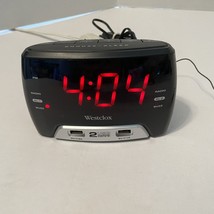 Westclox Large 1.4” Red LED Digital FM Clock Radio w/t 2 USB Charging Ports - €10,54 EUR
