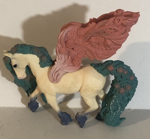 Schleich White Horse With Pink Wings Figure Toy T6 - $12.86