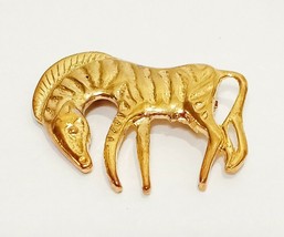 Zebra Africa Wild Animal Safari Brooch Pin Gold Tone Vintage 1&quot; Metal  - £15.71 GBP