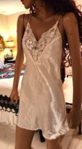 Vtg Val Mode Sz S Shiny Bridal White Ivory Satin/Lace A-Line Chemise Nig... - £11.42 GBP