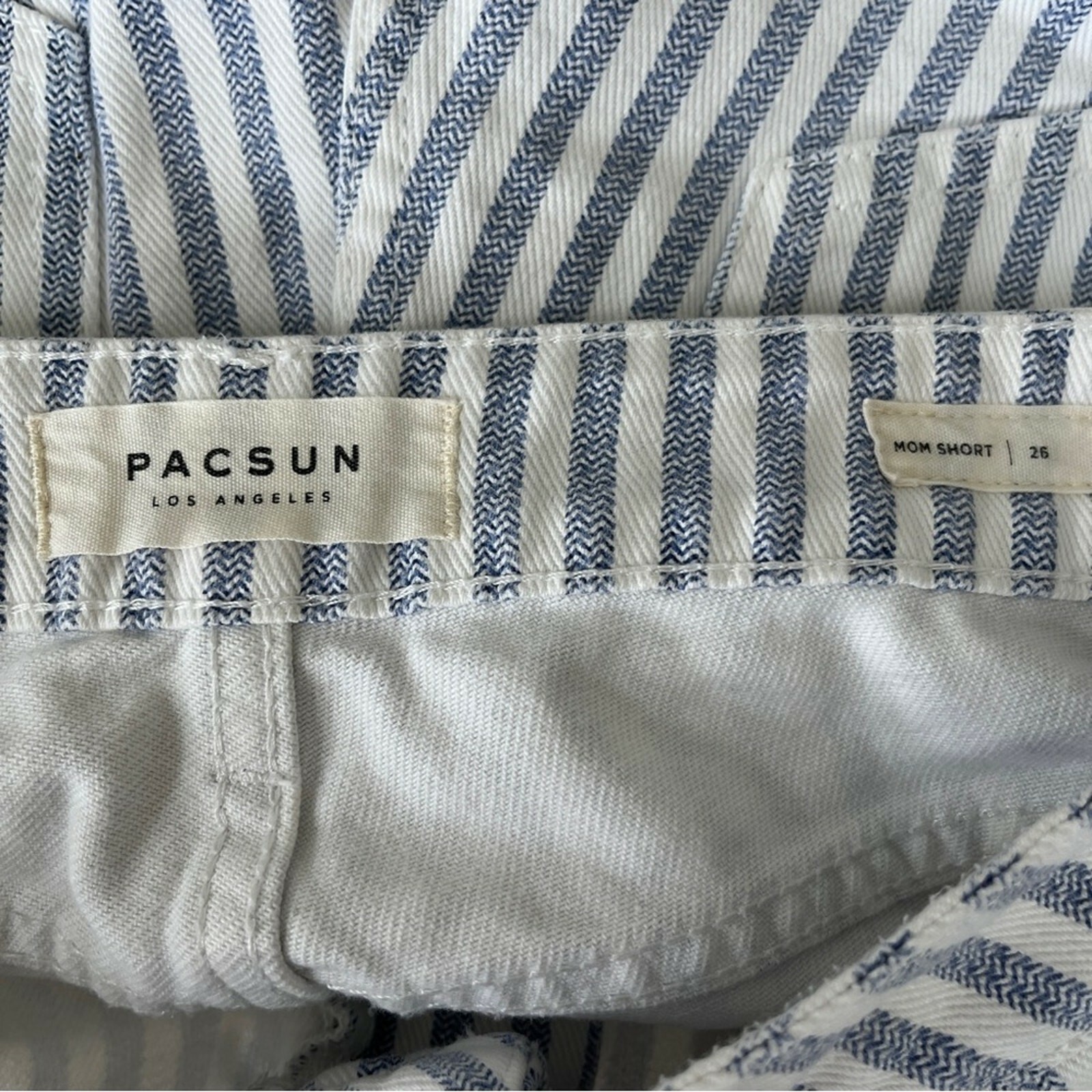 Pacsun High Rise Mom Denim Striped Short sz 26 Item image 3