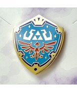 Nintendo • The Legend of Zelda • Link • Hylian Shield • Enamel Metal Pin... - £6.26 GBP