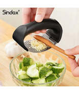 Stainless Steel Garlic Press and Chopper for Easy Kitchen Prep - £6.11 GBP