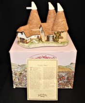 David Winter Triple Oast Cottage 1981 Regions Collection in Box with COA - £23.49 GBP