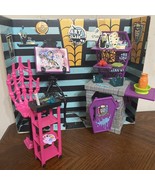 2013 Monster High Art Class Studio Deluxe HS - Furniture/ Backdrop/Acces... - €30,58 EUR